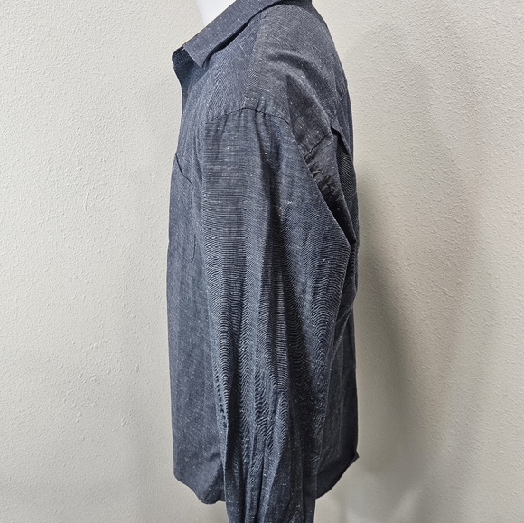 Van Heusen men's button-down longsleeve XL - Picture 3 of 6